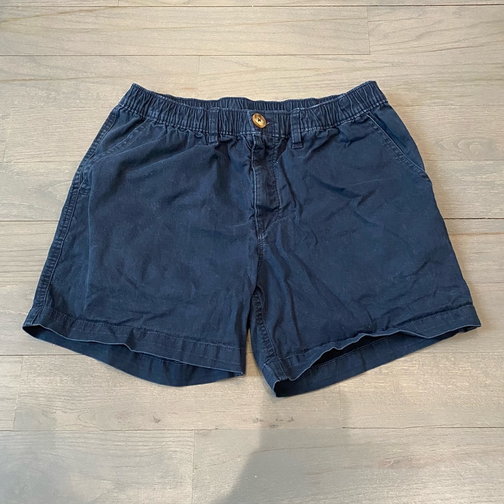 Mens Chubbies size small pre-owned